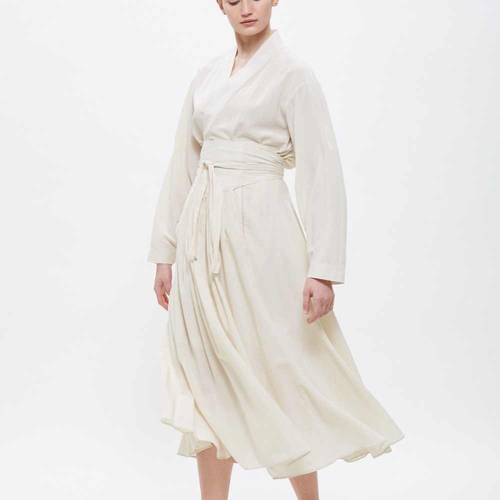 Black Crane Cream Midi Skirt Size Small